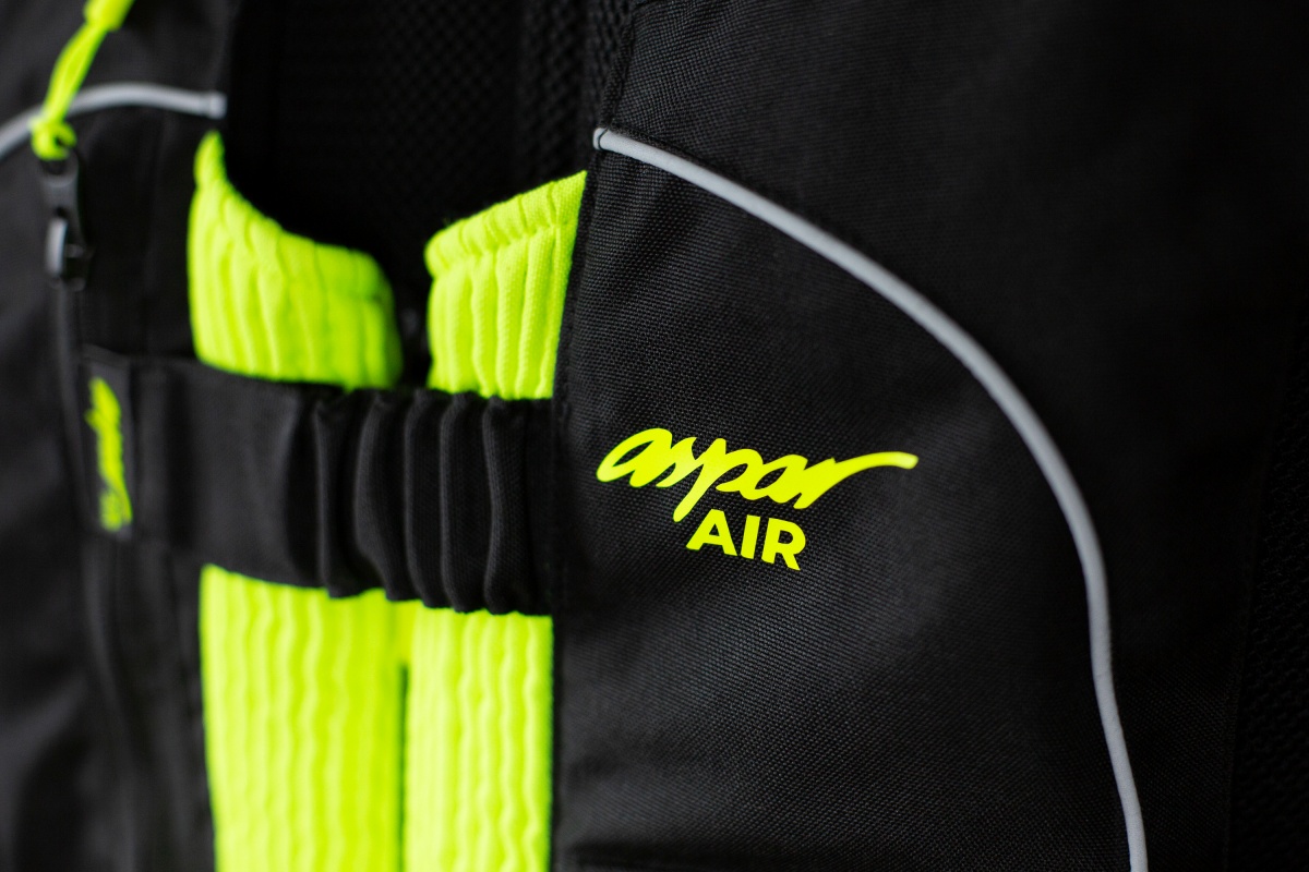 Detalles del chaleco con airbag Aspar Air