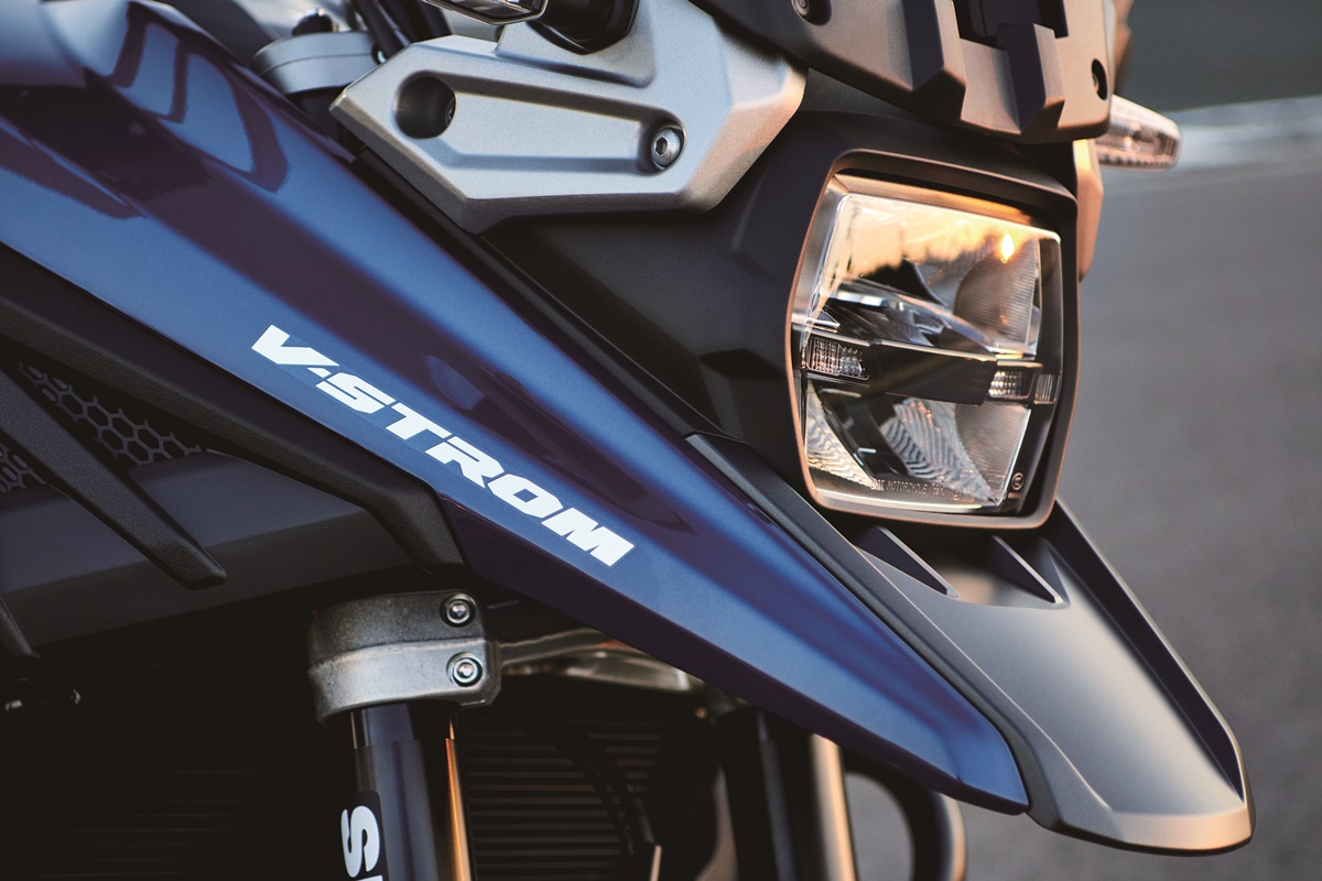 Suzuki V-Strom 1050 TECH 2023 en detalle