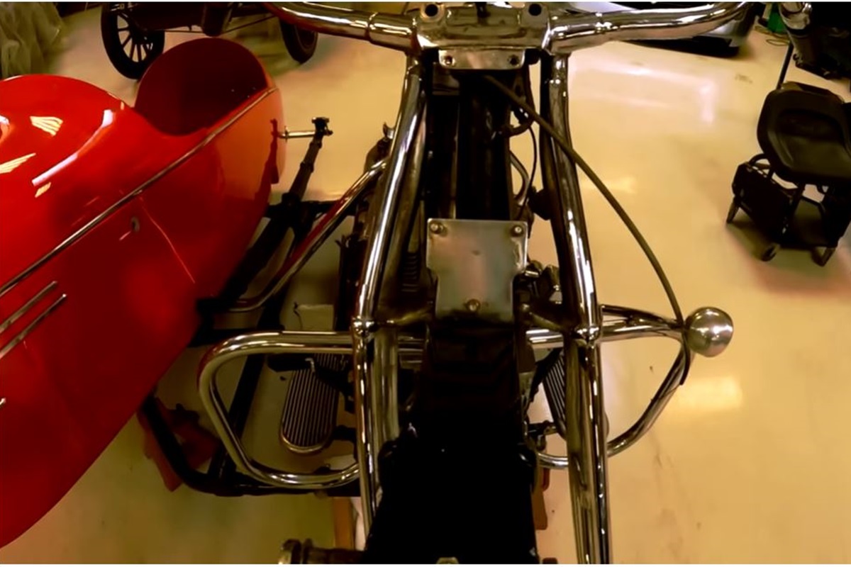 Restauración de la Indian Four de Jay Leno