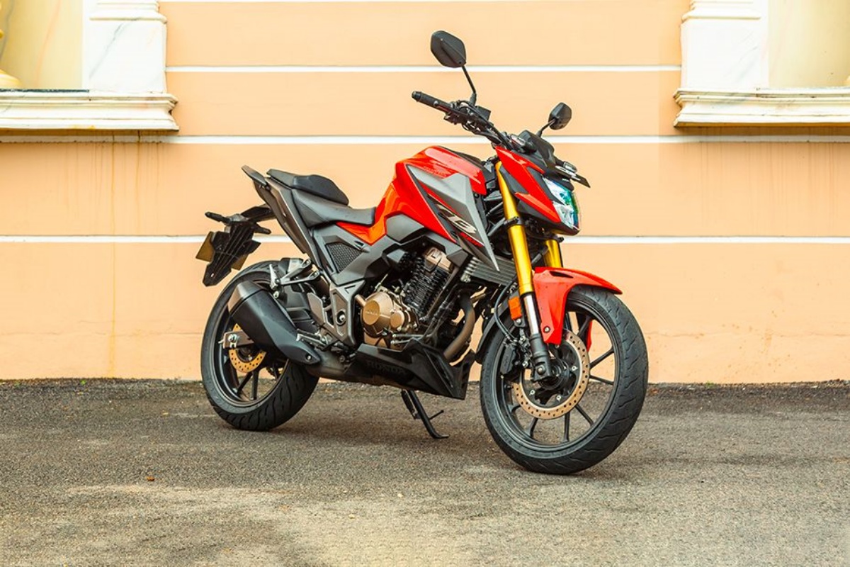 honda_cb300f_1
