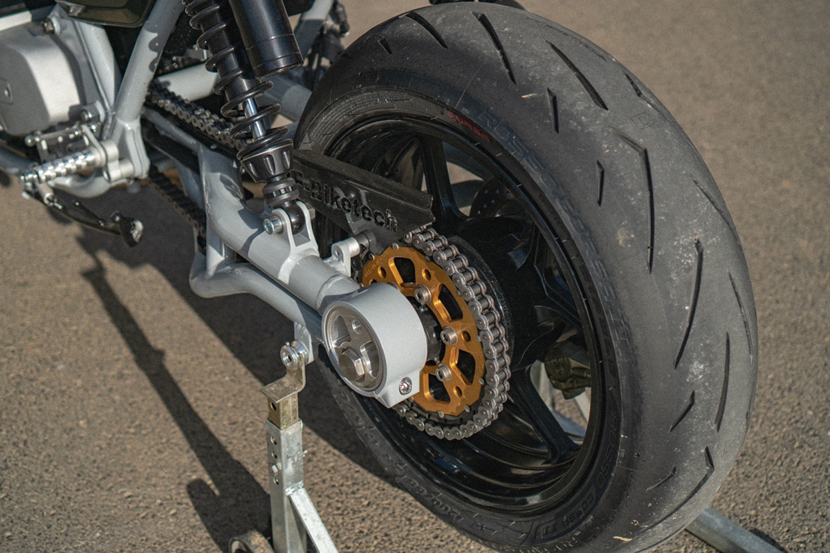 Kawasaki Z1000R by RF-Biketech en detalle