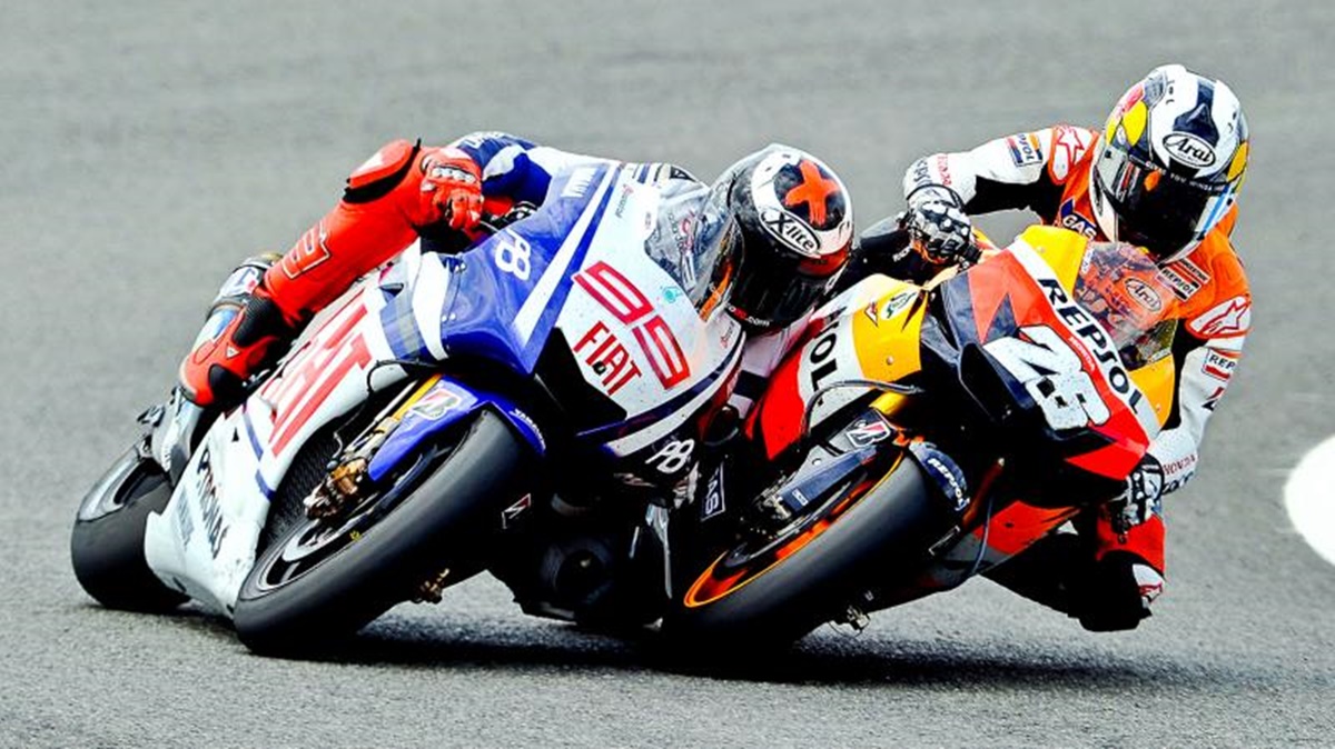 Toque de Lorenzo y Pedrosa en el GP de Jerez de 2010
