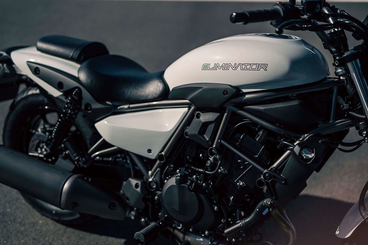 Kawasaki Eliminator 400/Eliminator SE 2023 en detalle
