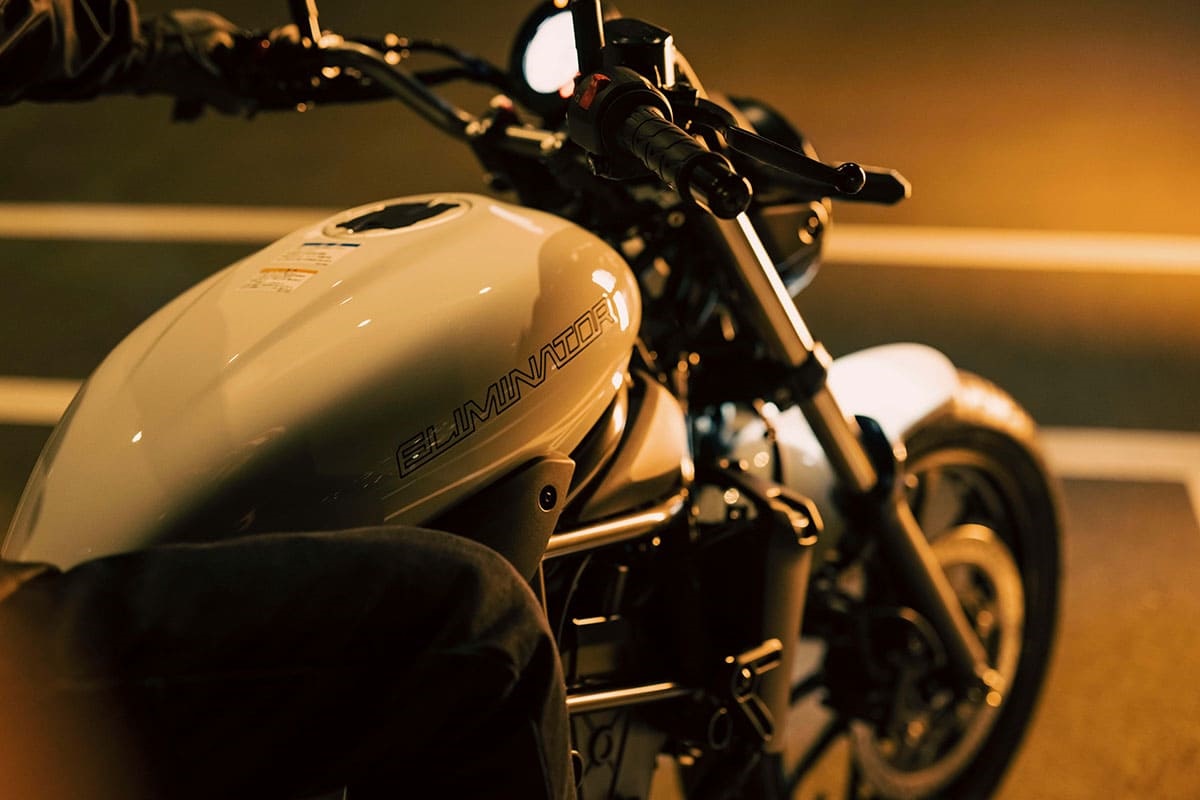 Kawasaki Eliminator 400/Eliminator SE 2023 en detalle