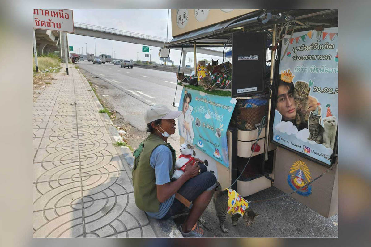Este tipo de vehículos son habituales entre los vendedores ambulantes de Tailandia