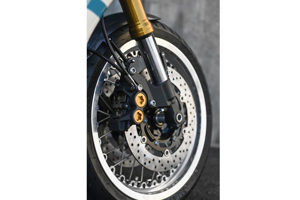 Triumph Thruxton "Lithium" en detalle