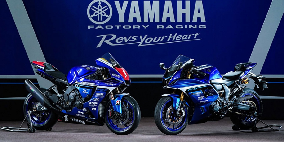 Yamaha YZF-R1 de Katsuyuki Suga y YZF-R7 Yamaha Factory Racing Team