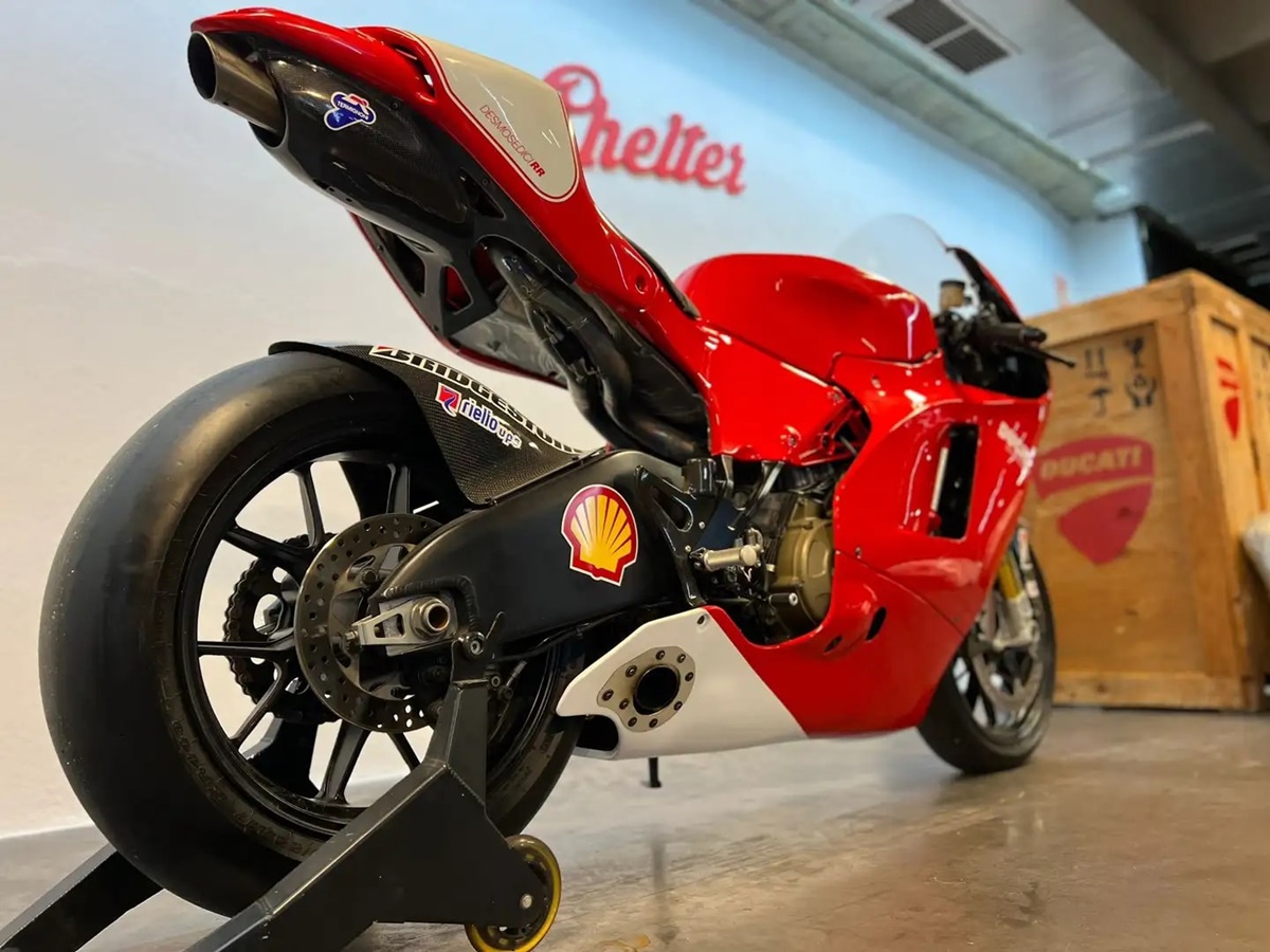 Ducati Desmosedici RR 2008
