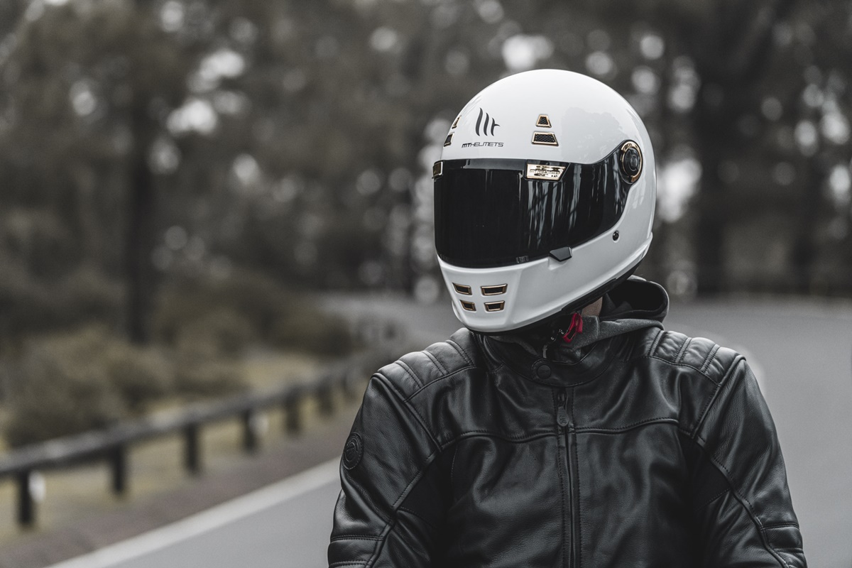 Nueva gama MT Helmets Jarama