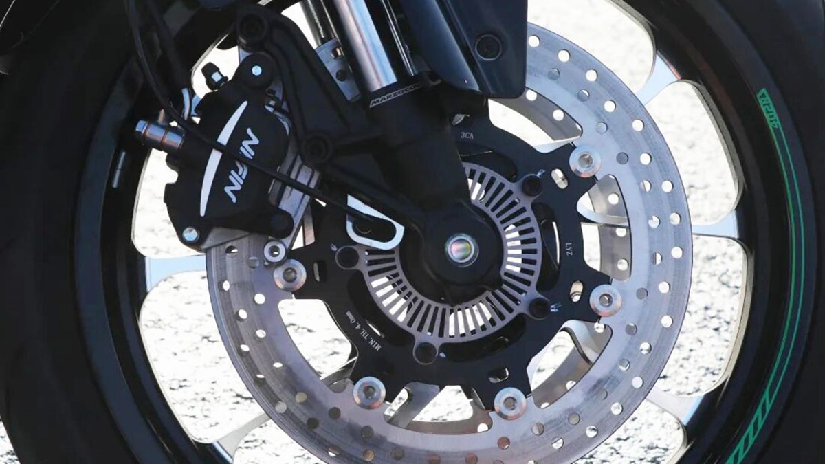 Benelli Tornado 402 2023 en detalle