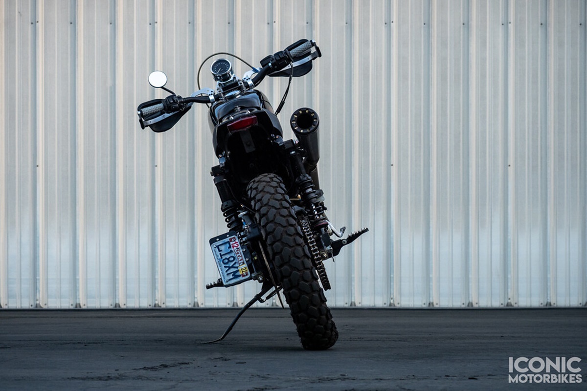 Harley-Davidson Sportster 883 scrambler