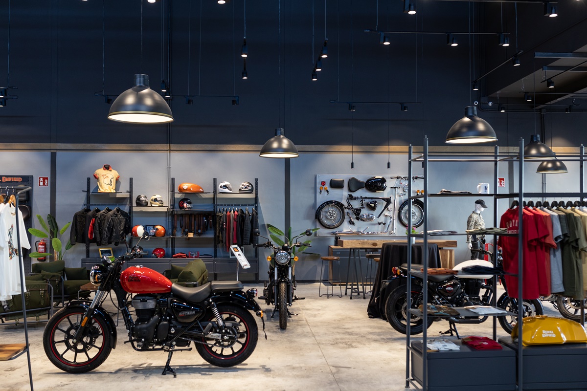 Inauguración de las nuevas Concept Store de Royal Enfield