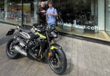 Jeremy Alcoba premiado con una Triumph Street Triple 765 RS