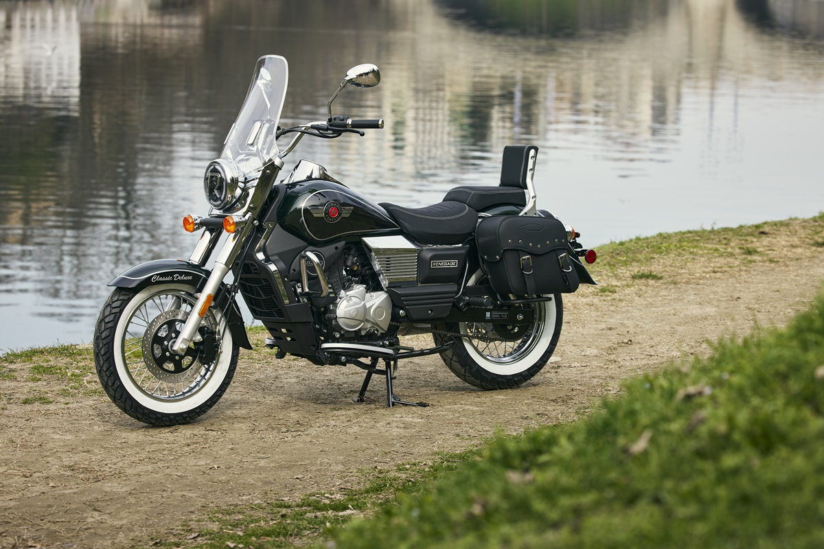 um_renegade_classicdeluxe125_static_007