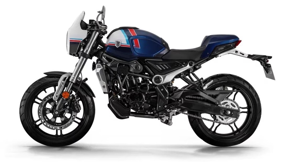 Voge AC 300 Cafe Racer 2023