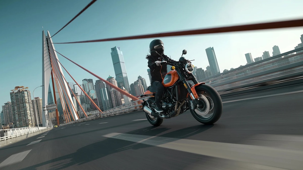 Harley-Davidson X 500 2023 en acción