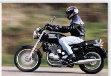 Triumph Thunderbird 900 Adventurer