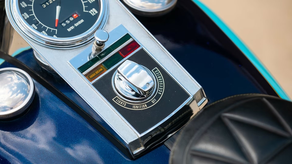 La Harley-Davidson FLH 1200 Electra-Glide 1976 de Elvis Presley a subasta