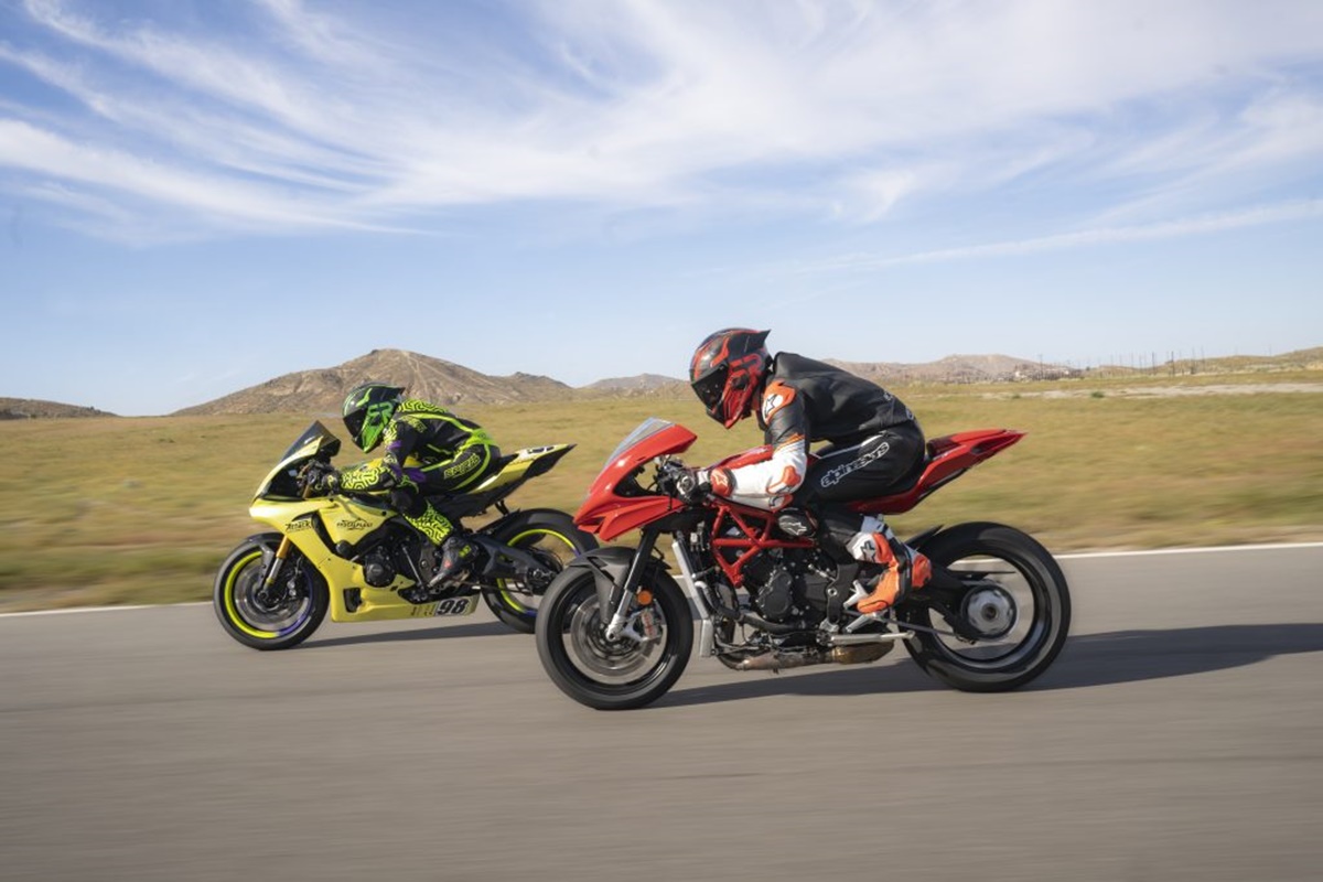 Ruroc Atlas 4.0 Track en acción