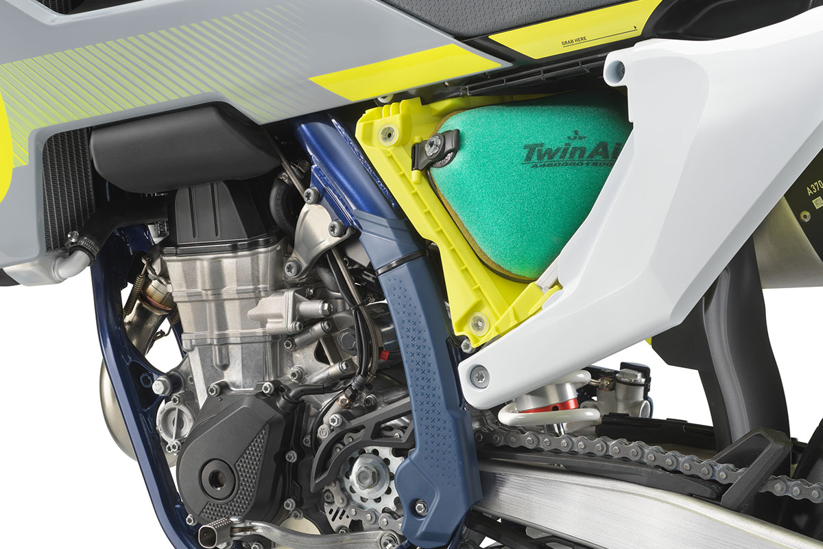 El motor de 450 sigue siendo el elemento diferenciador de la moto