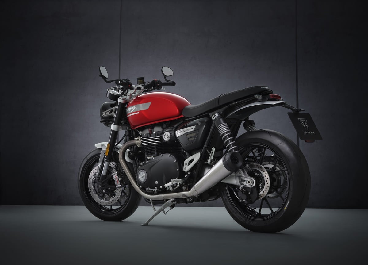 Promociones de verano Triumph 2023