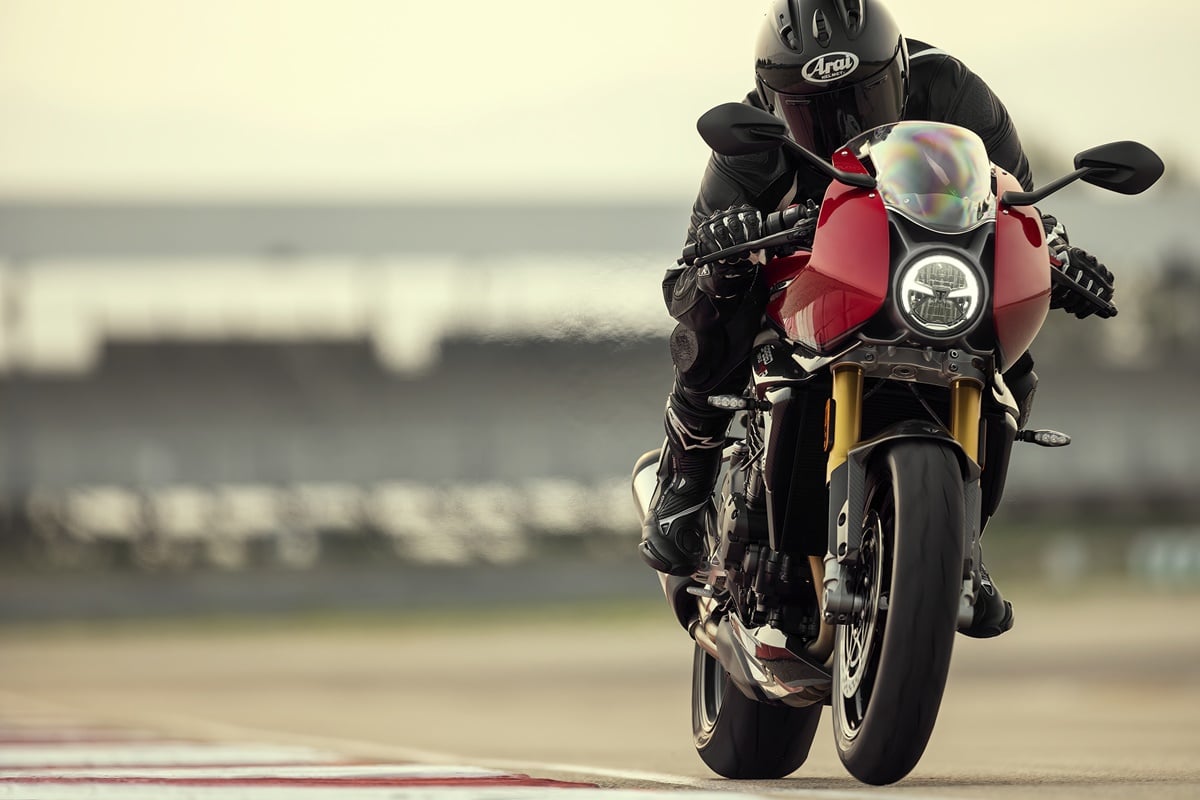 Promociones de verano Triumph 2023