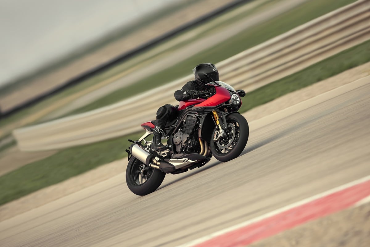 Promociones de verano Triumph 2023