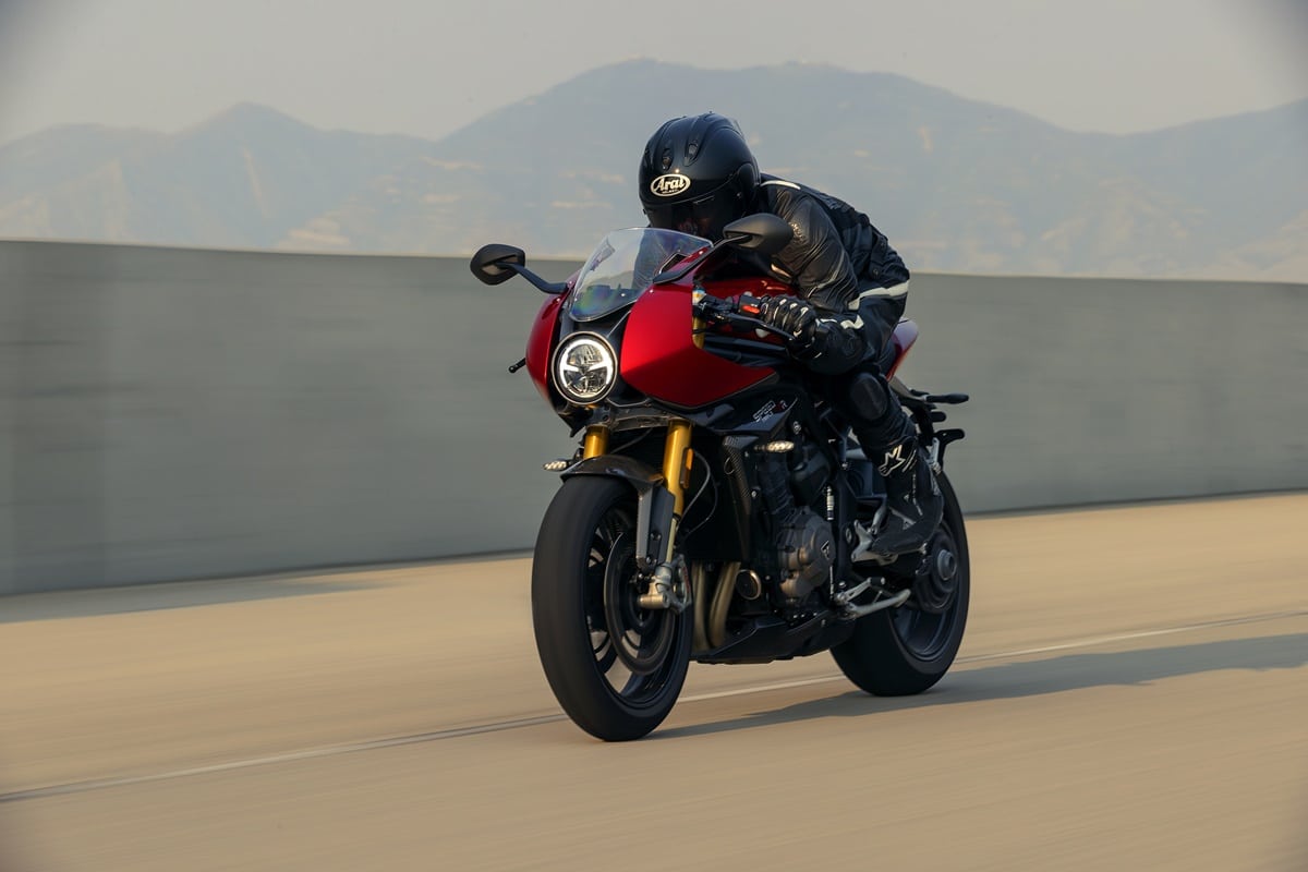 Promociones de verano Triumph 2023
