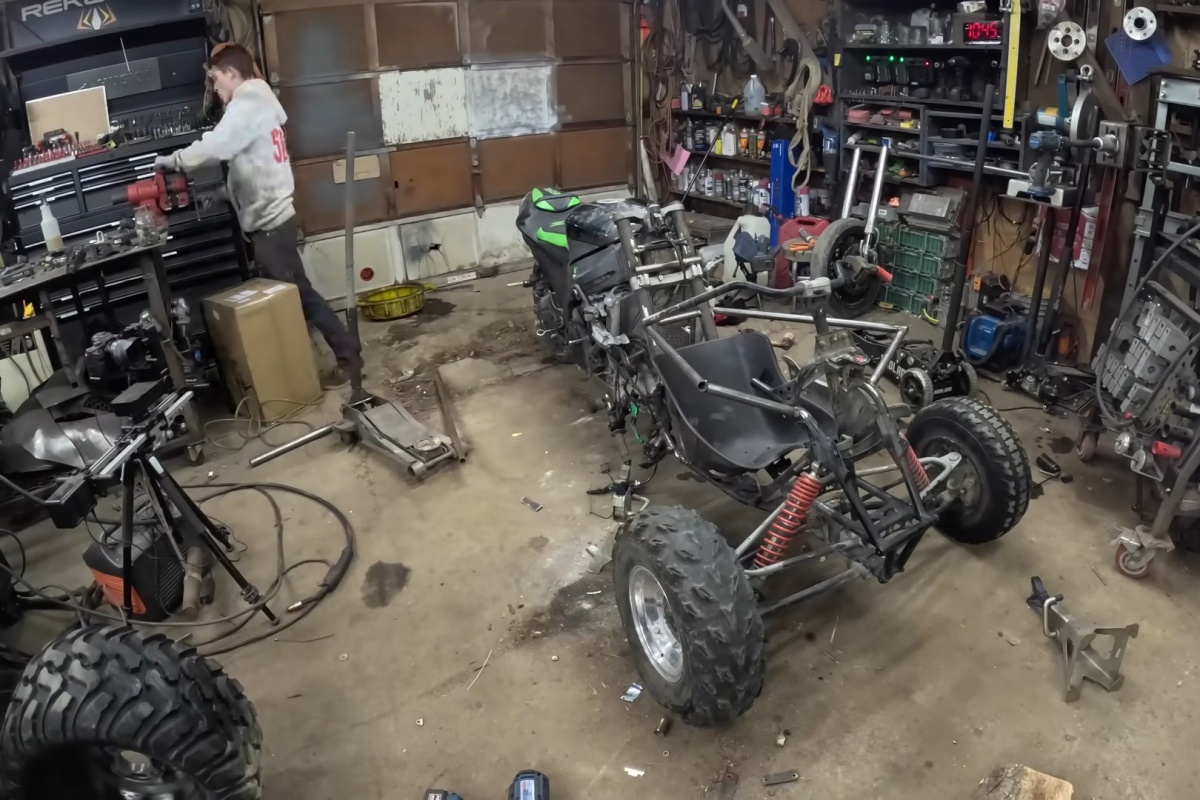 slingshot_grind_hard_plumbing_8
