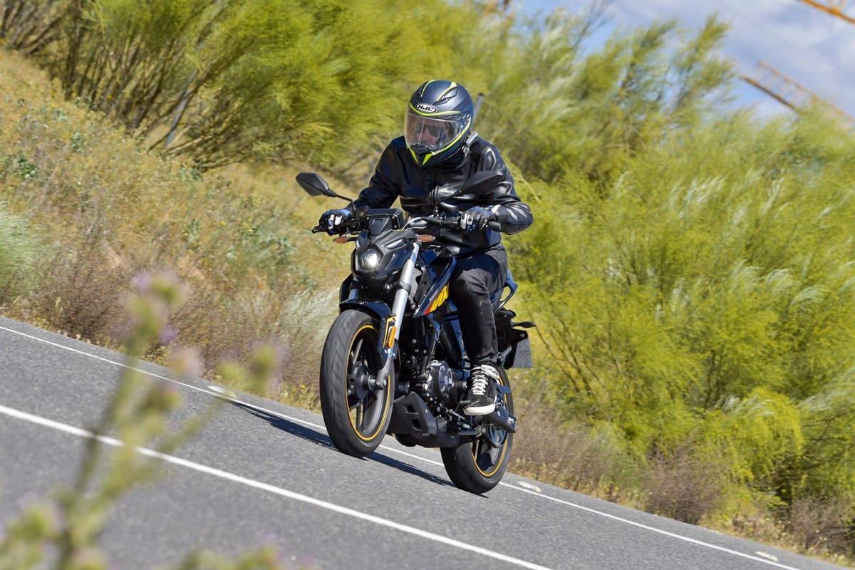 voge-125r-soymotero-18