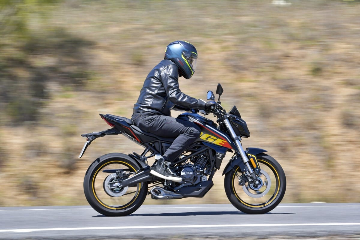 voge-125r-soymotero-21