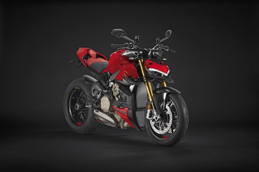 La Streetfighter V4 se viste con los accesorios Ducati Performance