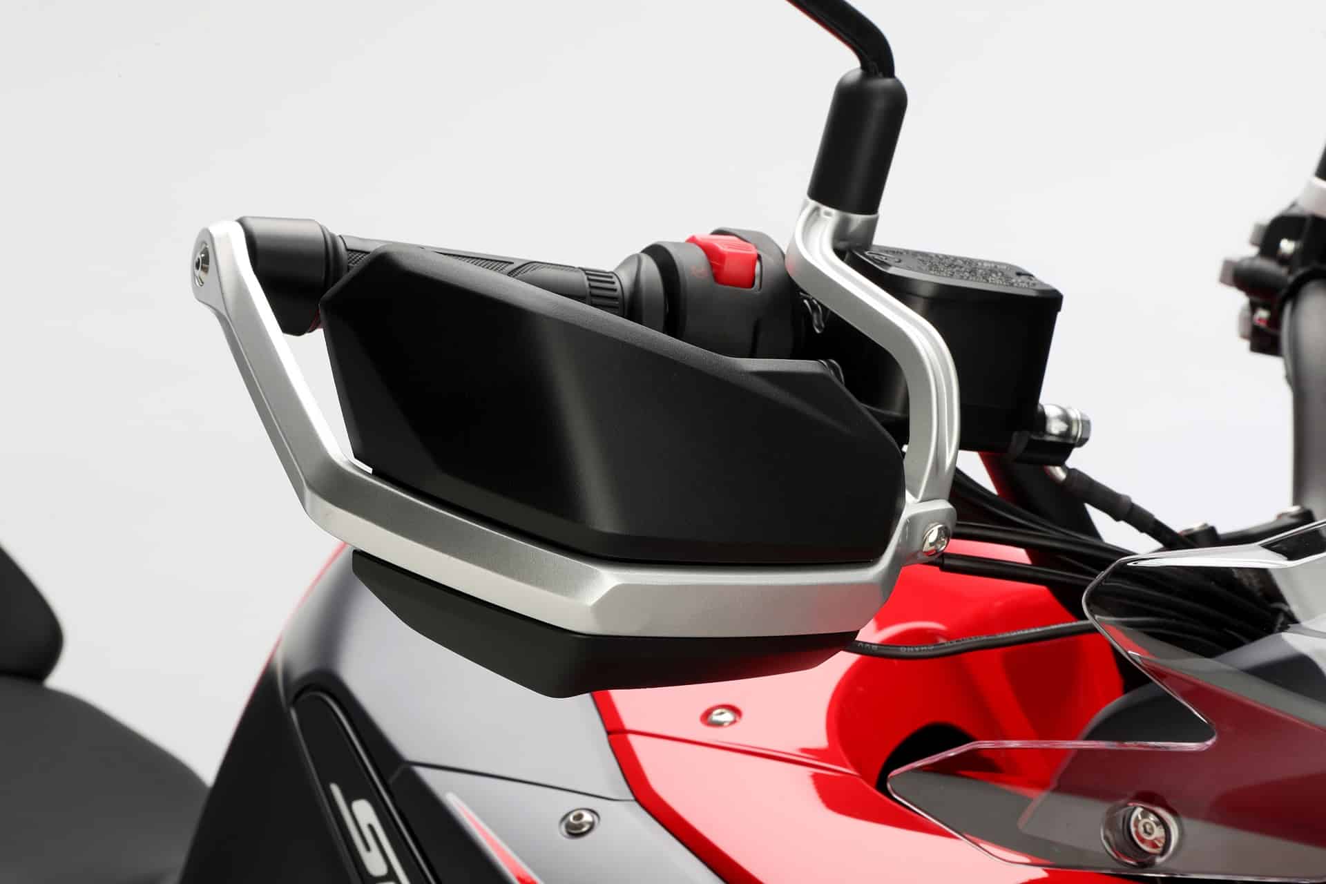 QJMotor SRT 550X 2023