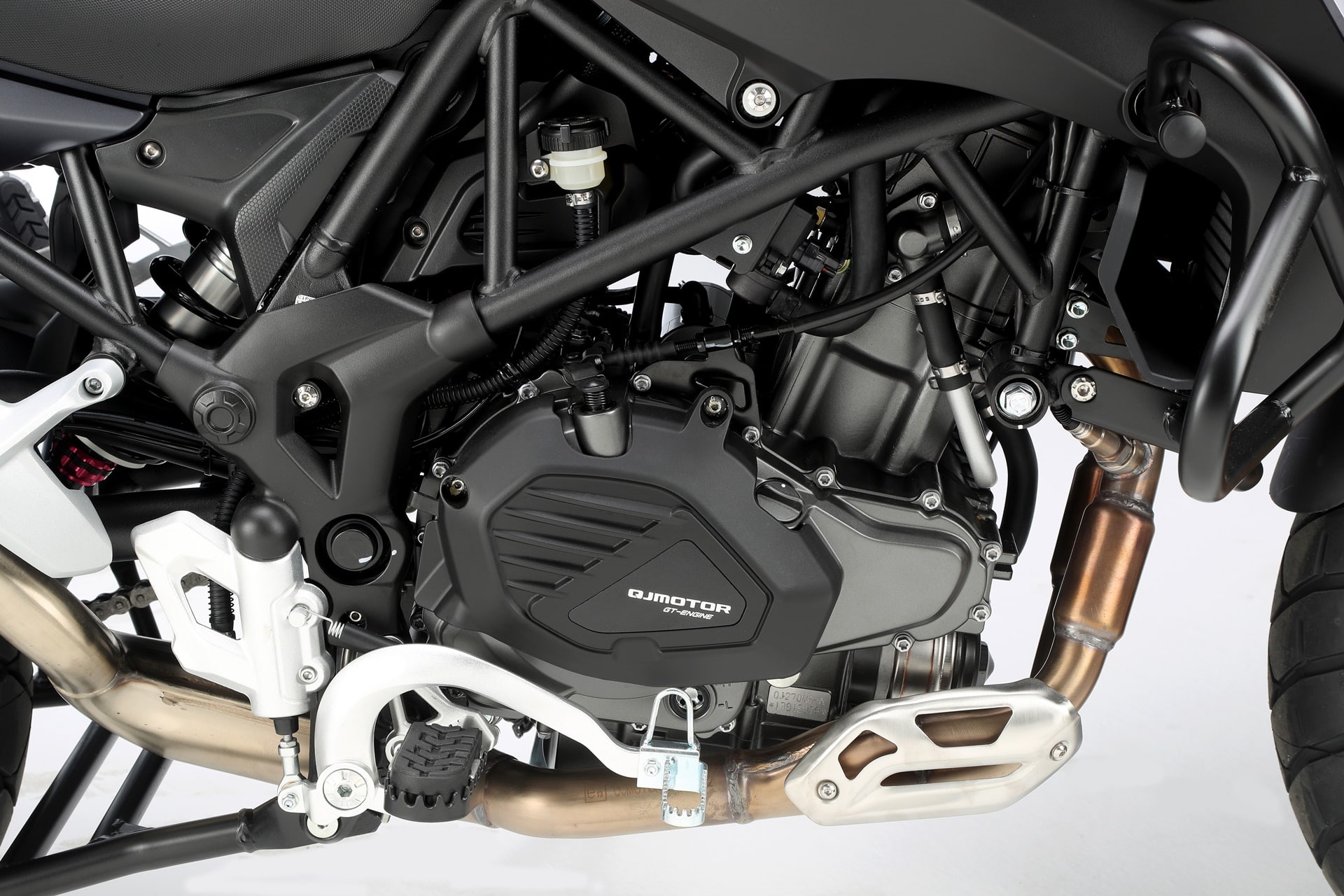 QJMotor SRT 550X 2023