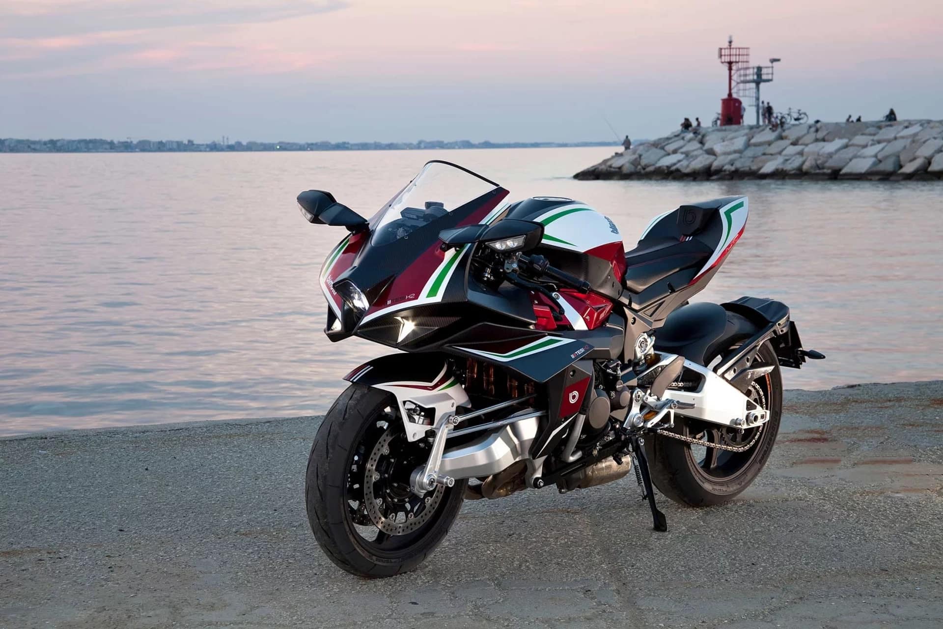 50 Aniversario de Bimota; Medio siglo de pura artesanía