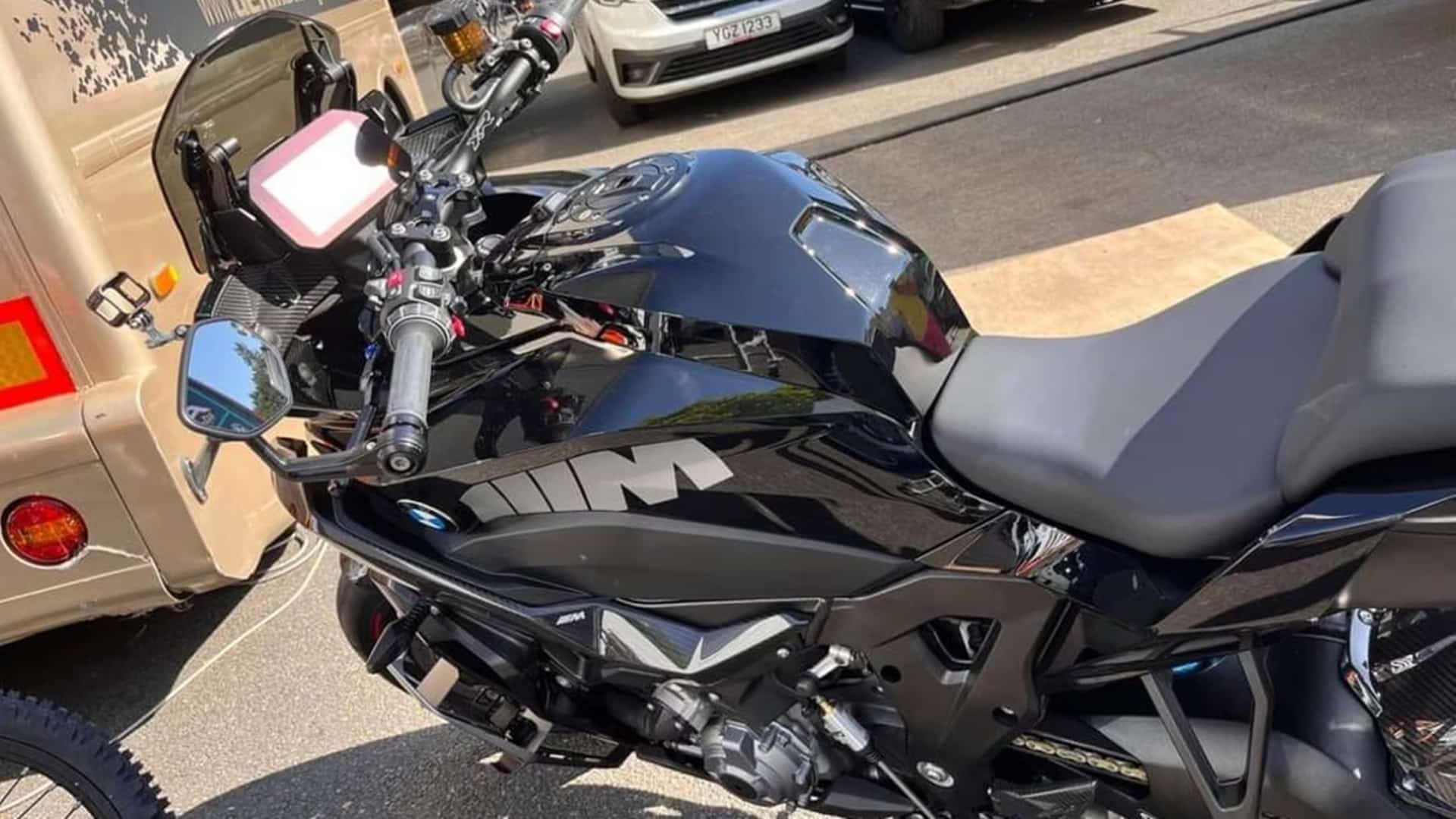 BMW M 1000 XR
