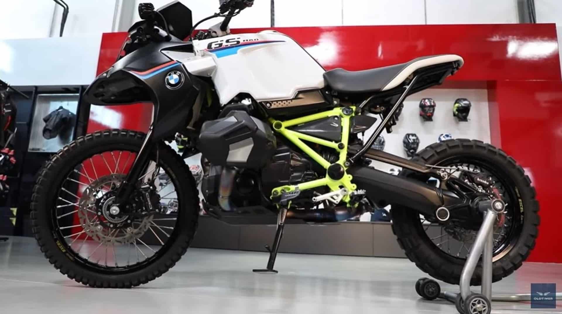 BMW R 1250 GS by Oldtimer Middle East