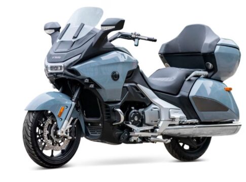 Paifang PFMoto Starship 6: La Gold Wing china a escala