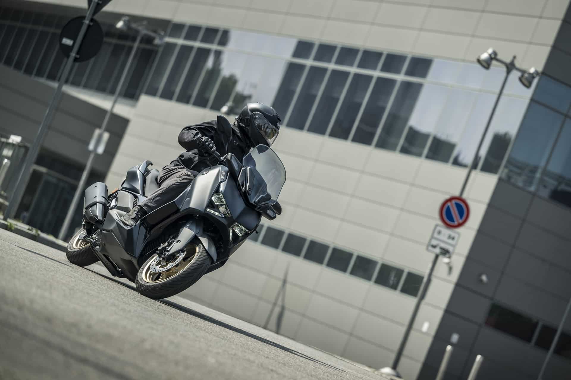 Prueba Yamaha XMAX 300 Tech MAX 2023
