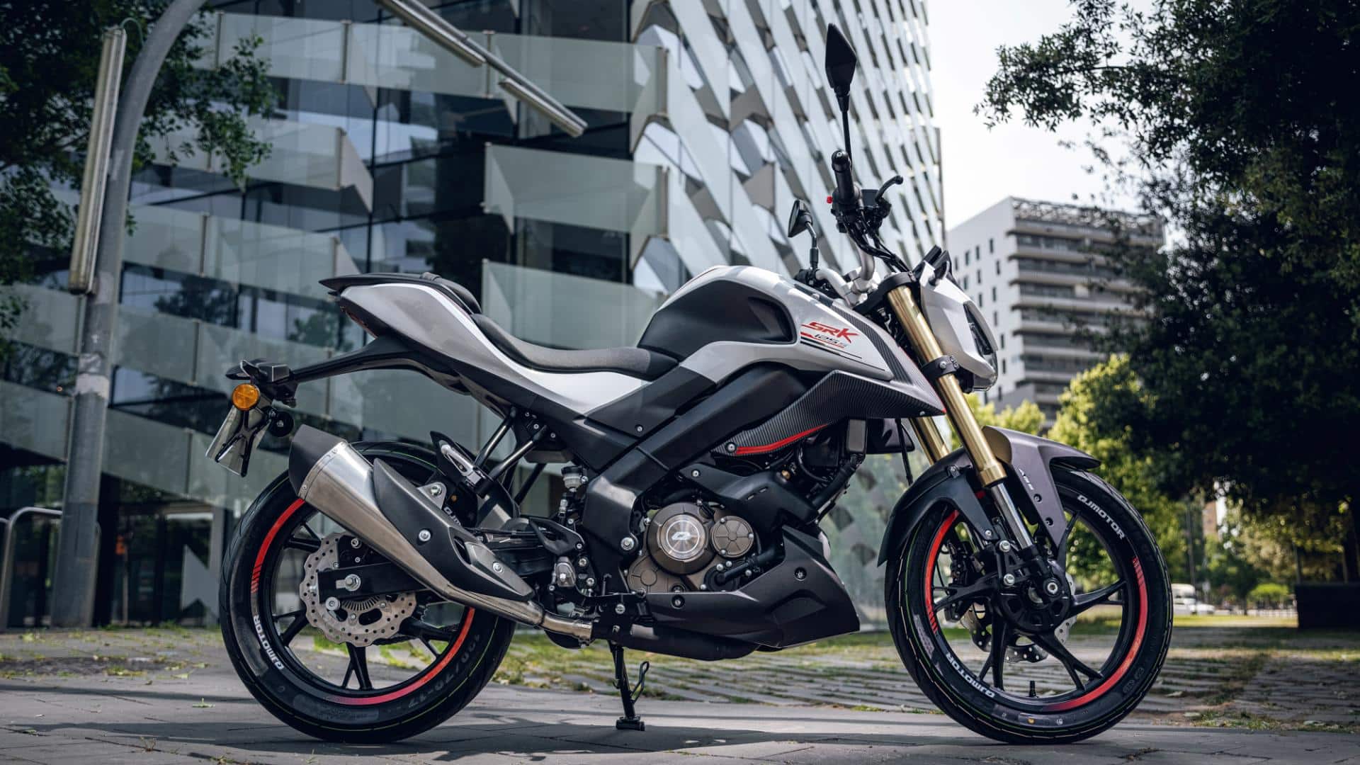 QJ Motor SRK 125 S