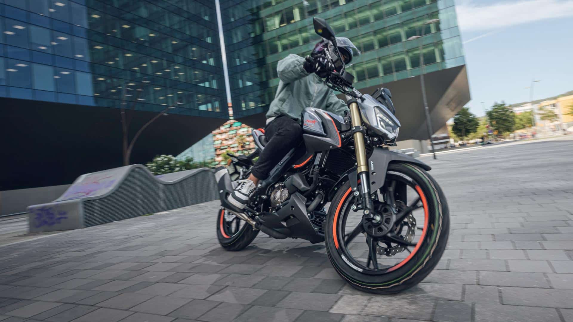 QJ Motor SRK 125 S