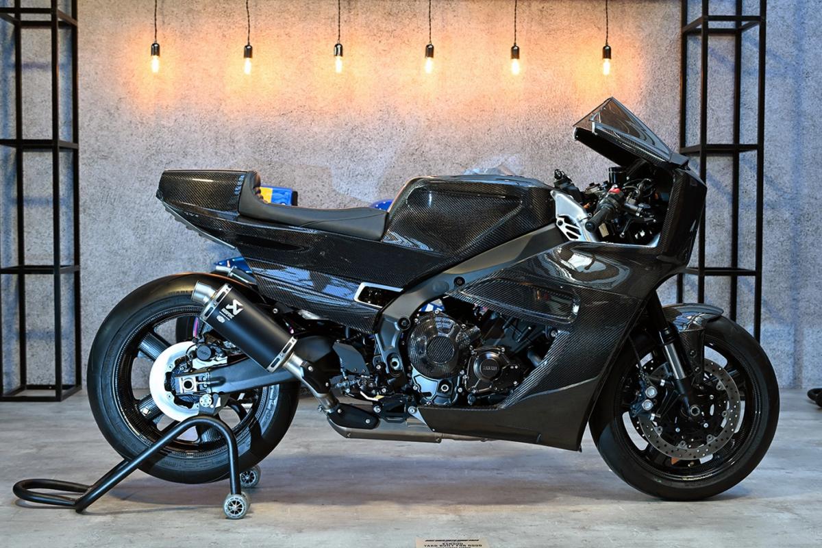 Yamaha XSR900 by Velocity Moto