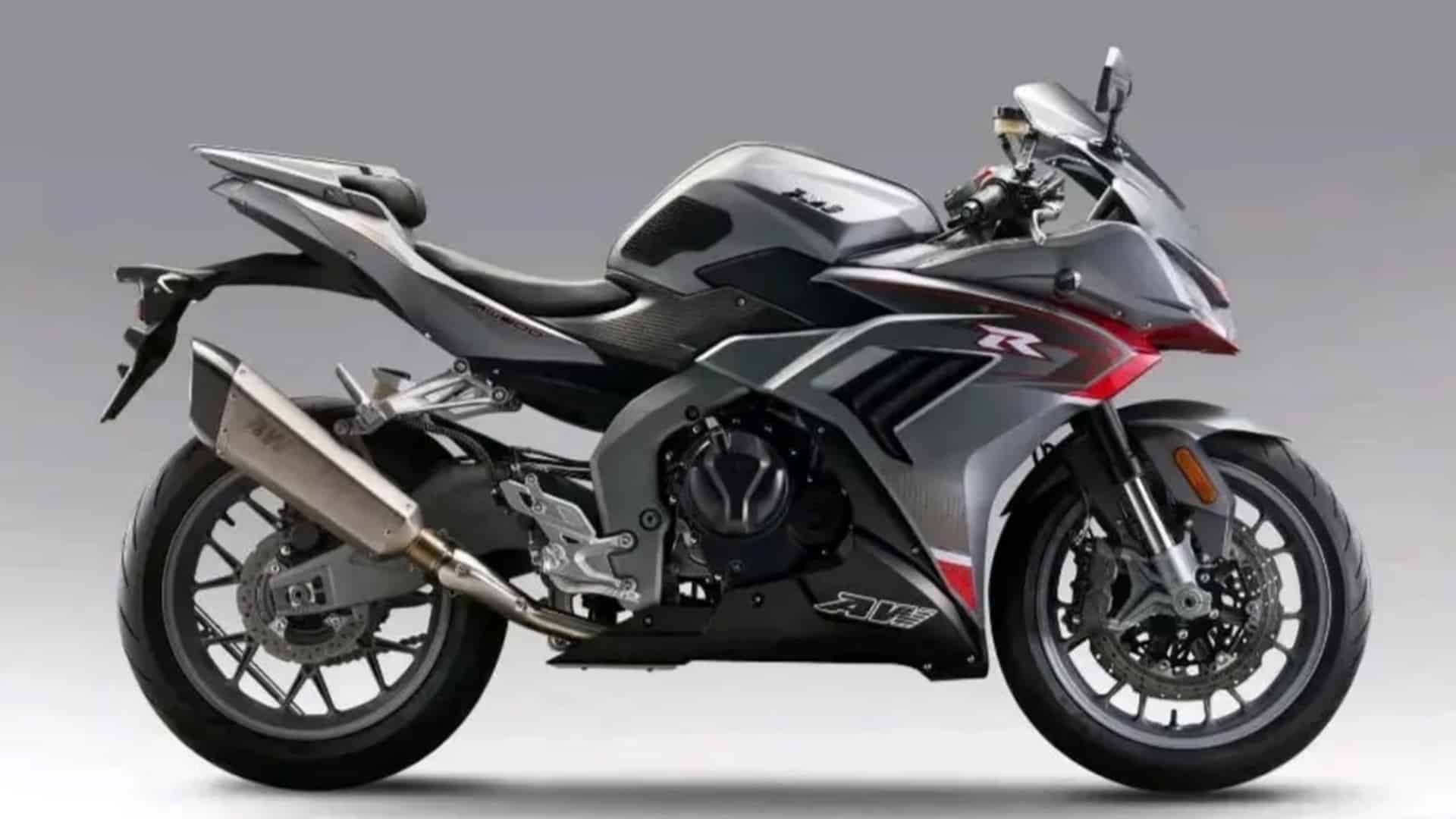 AW 500 N y 500 R, las nuevas deportivas chinas para el carnet A2