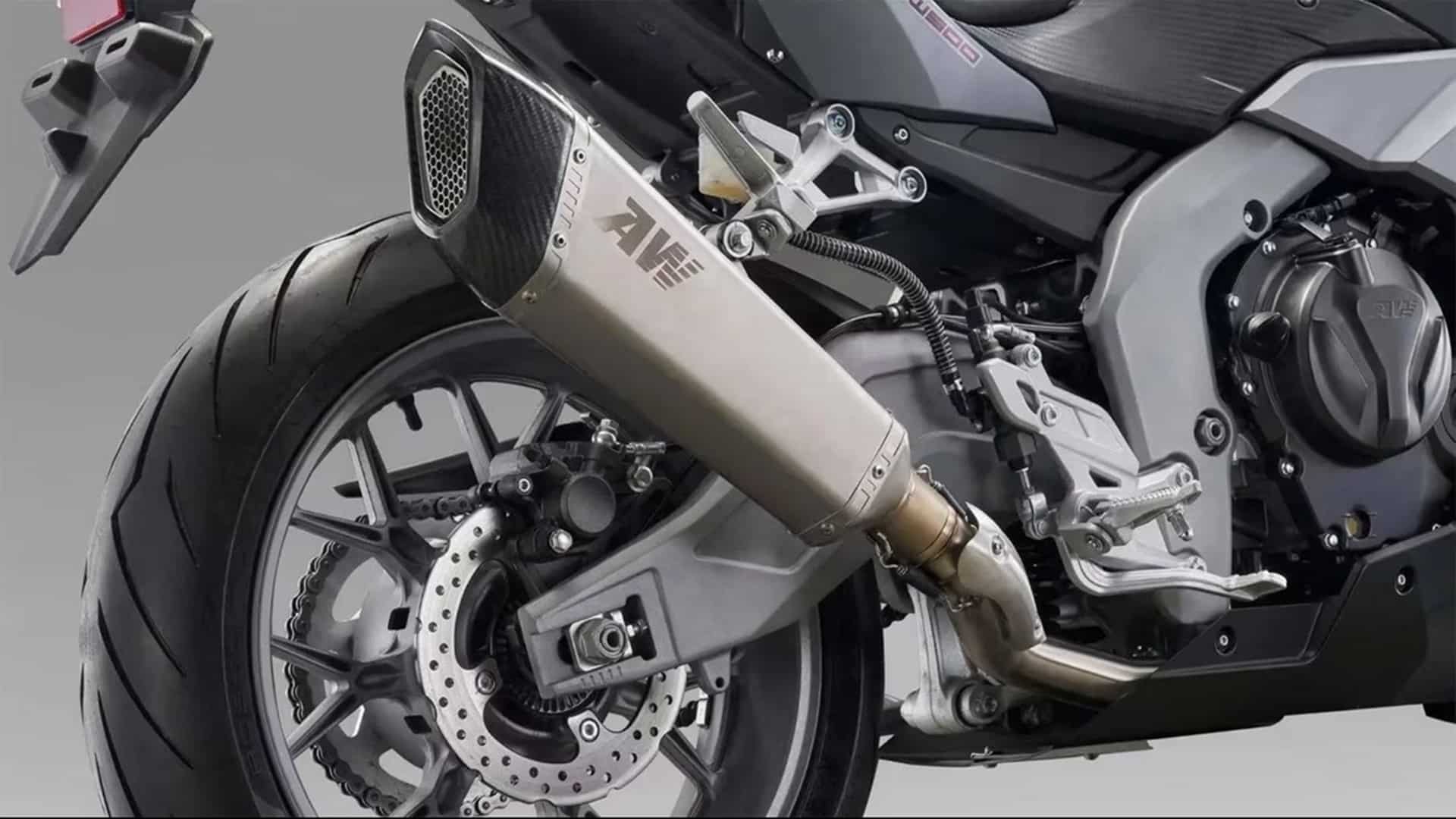 AW 500 N y 500 R, las nuevas deportivas chinas para el carnet A2