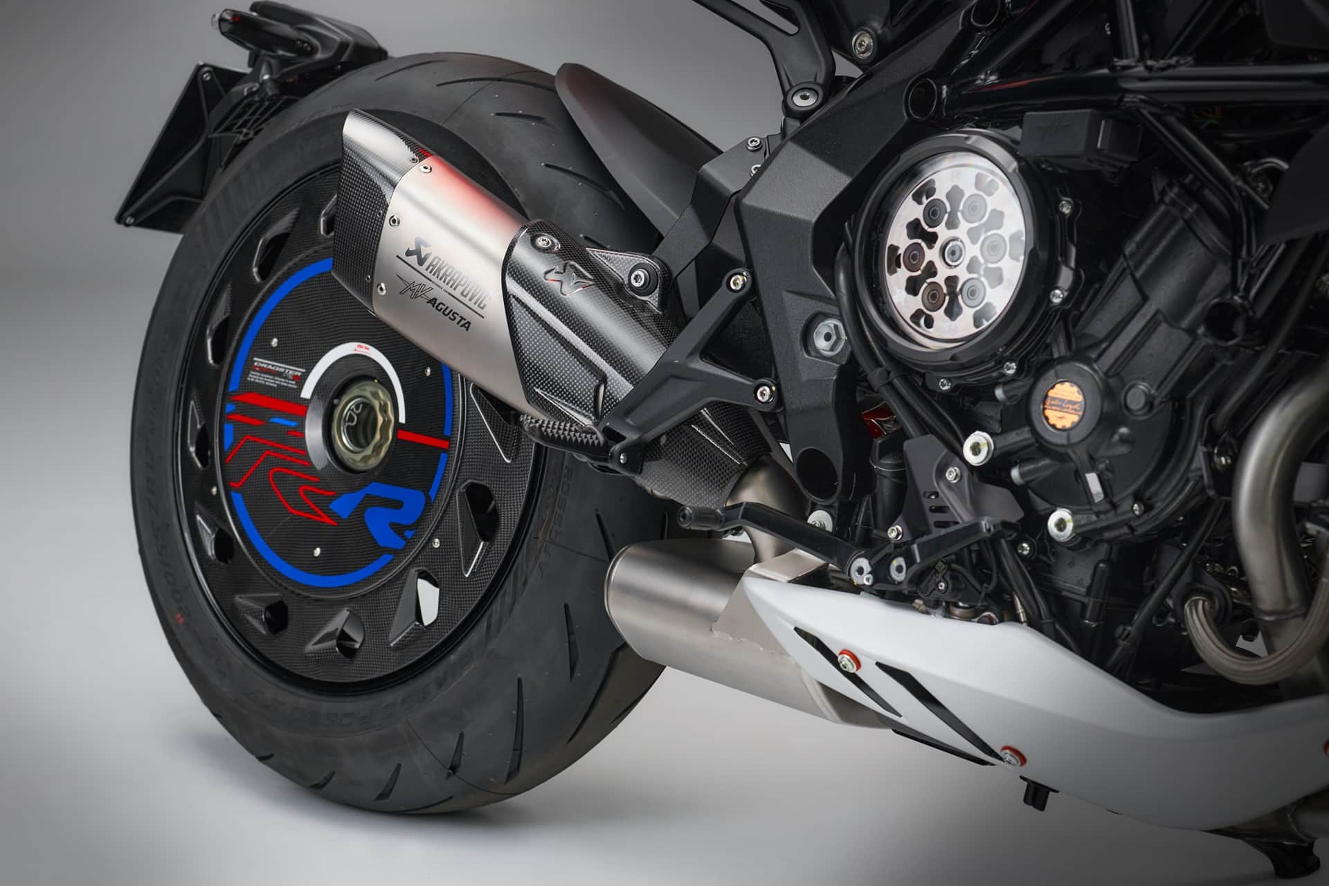 MV Agusta Dragster RR SCS America: Regresan unas siglas muy especiales en forma de edición limitada