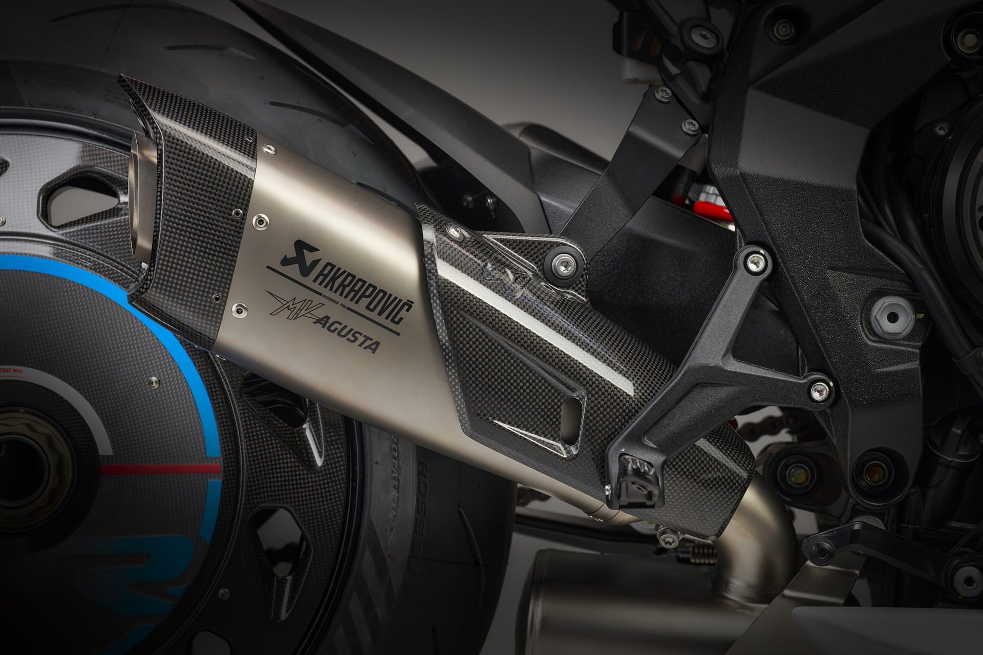 MV Agusta Dragster RR SCS America: Regresan unas siglas muy especiales en forma de edición limitada