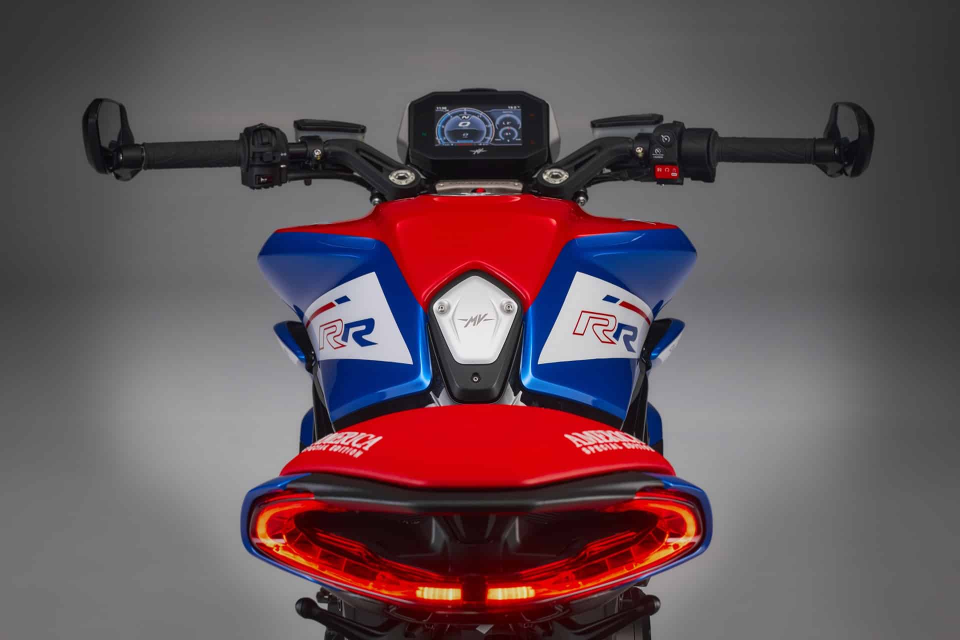 MV Agusta Dragster RR SCS America: Regresan unas siglas muy especiales en forma de edición limitada