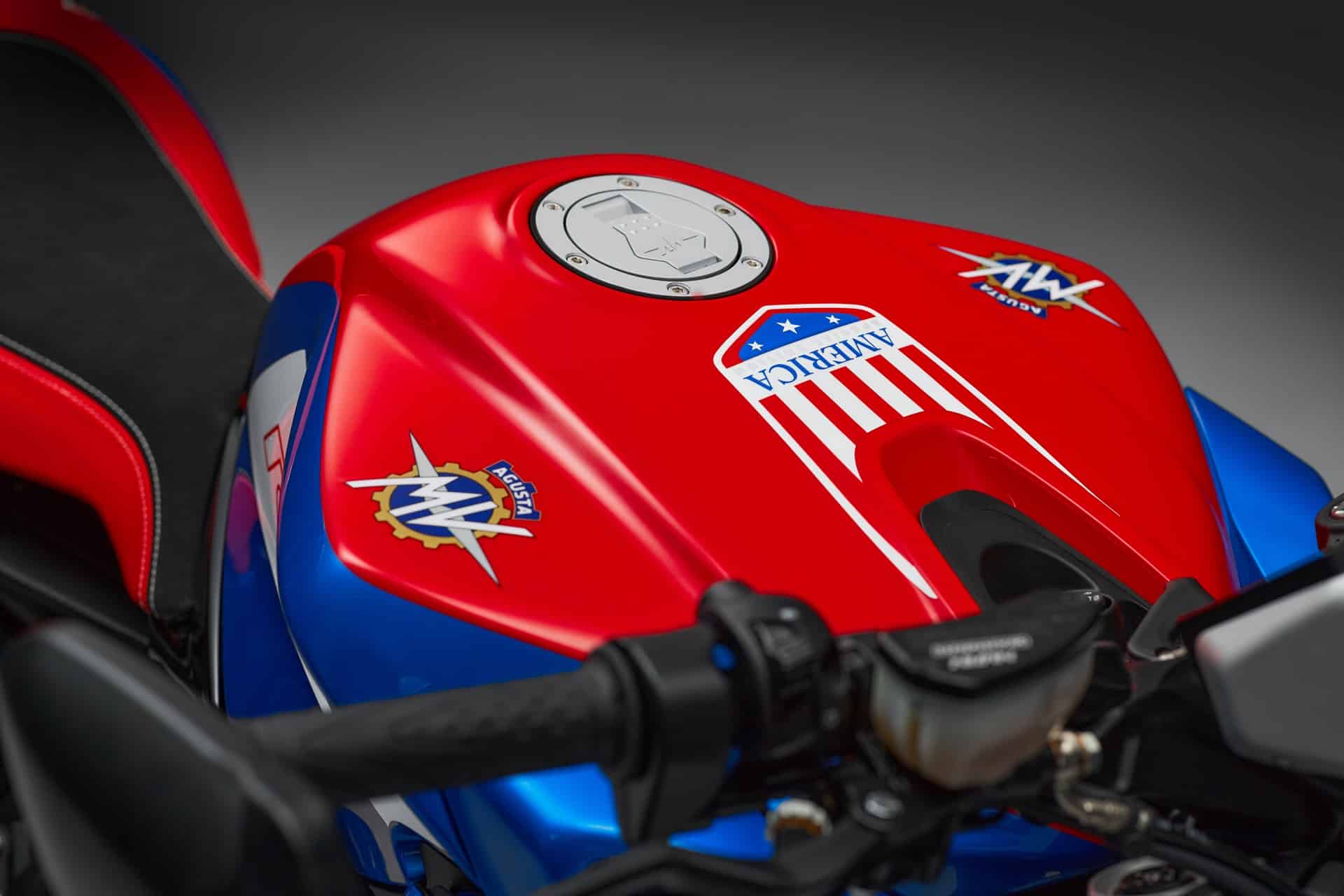 MV Agusta Dragster RR SCS America: Regresan unas siglas muy especiales en forma de edición limitada