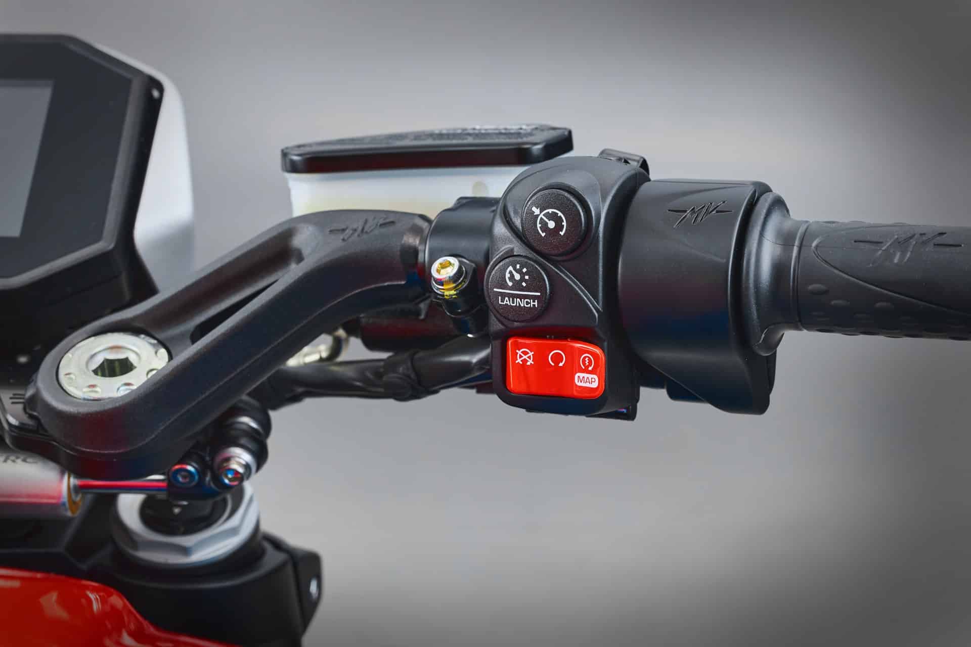 MV Agusta Dragster RR SCS America: Regresan unas siglas muy especiales en forma de edición limitada