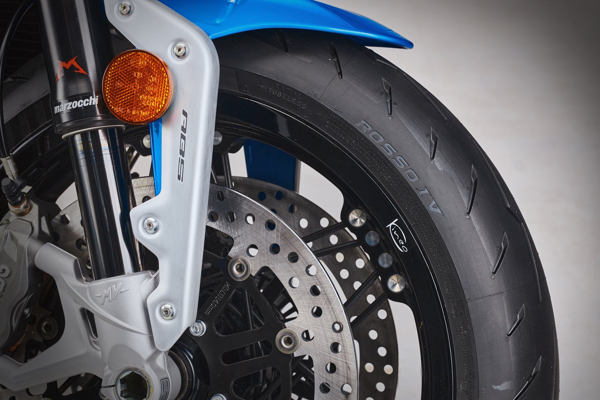 MV Agusta Dragster RR SCS America: Regresan unas siglas muy especiales en forma de edición limitada